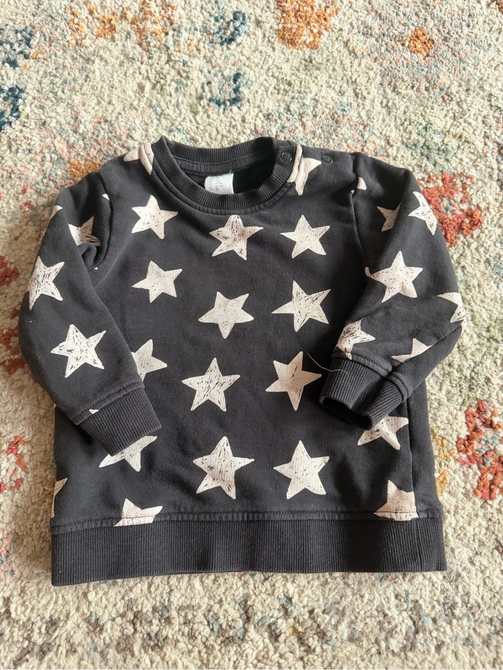 H&M Black Sweatshirt with White Star Print